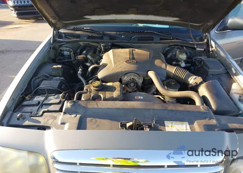 2001 Ford Crown Victoria z USA, uszkodzony, nr VIN 2FAFP73W81X105683